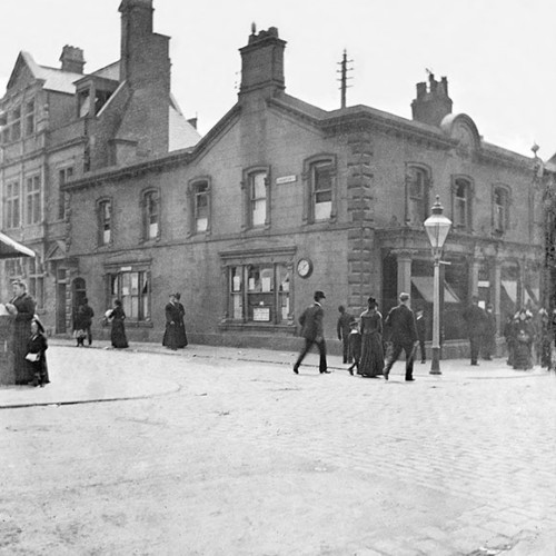 Street scene outside of Post Office