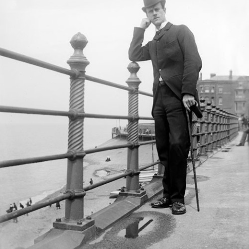 Man standing on seafront