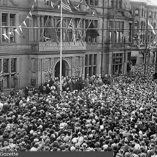 Large crowd stood outside the Town Hall.