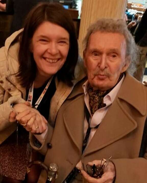 Mark Rafills Showtown | Mark Raffles: World famous pickpocket magician