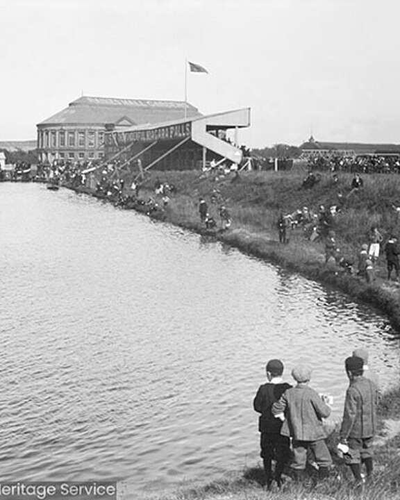 Showtown Raikes Hall Show & Tell